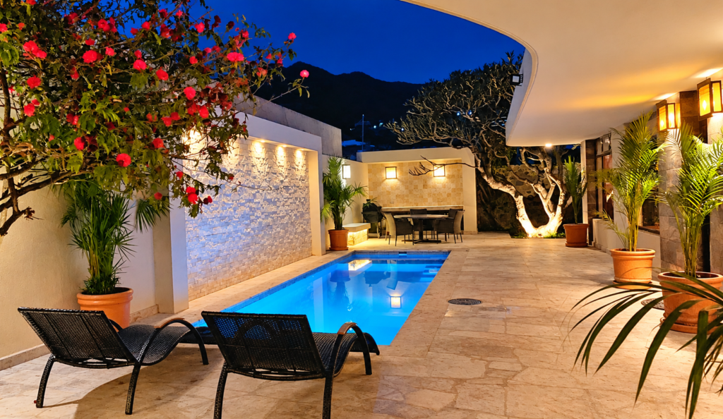 villa mariana pool night